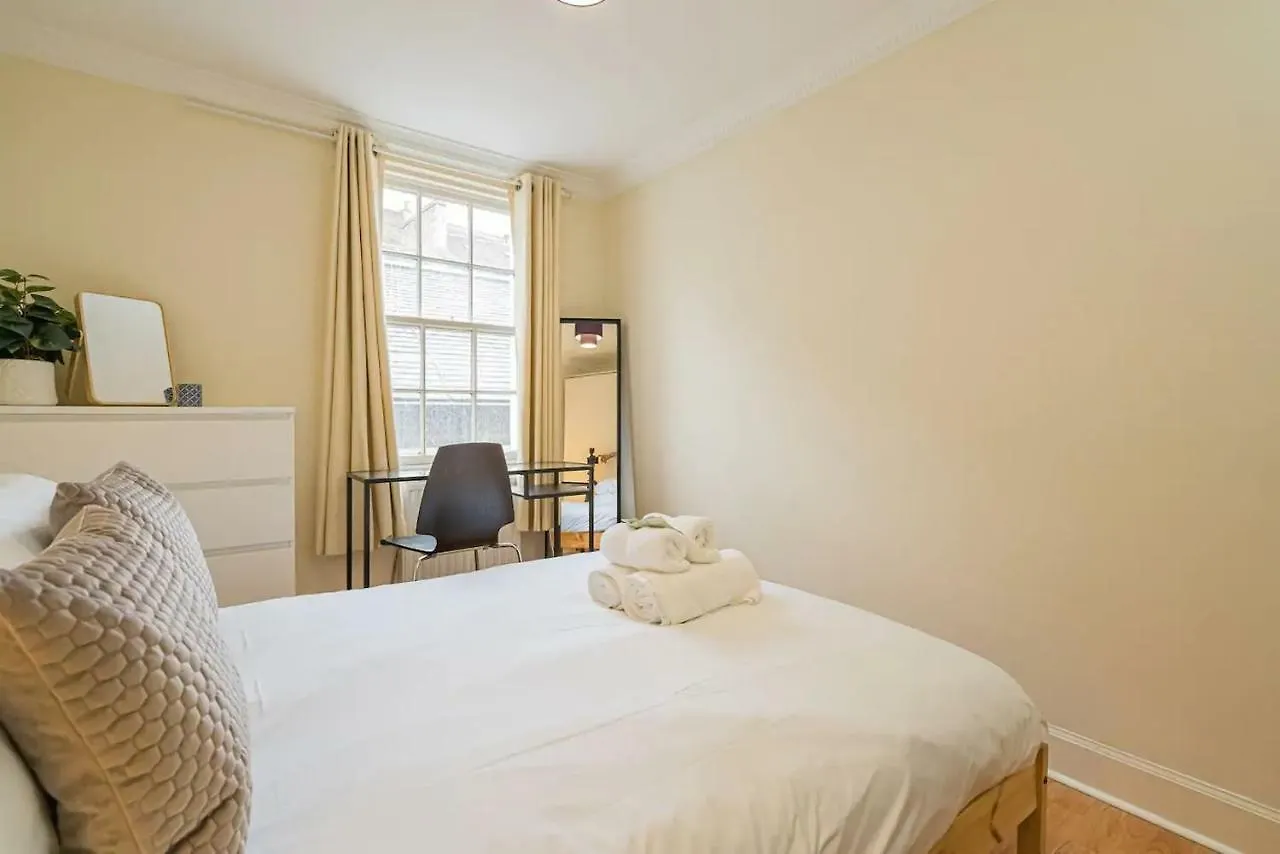 2Br Grassmarket Apartment With Castle View Edimburgo Regno Unito